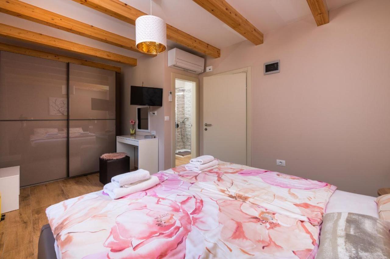 Villa Porto กรินิตซา ภายนอก รูปภาพ