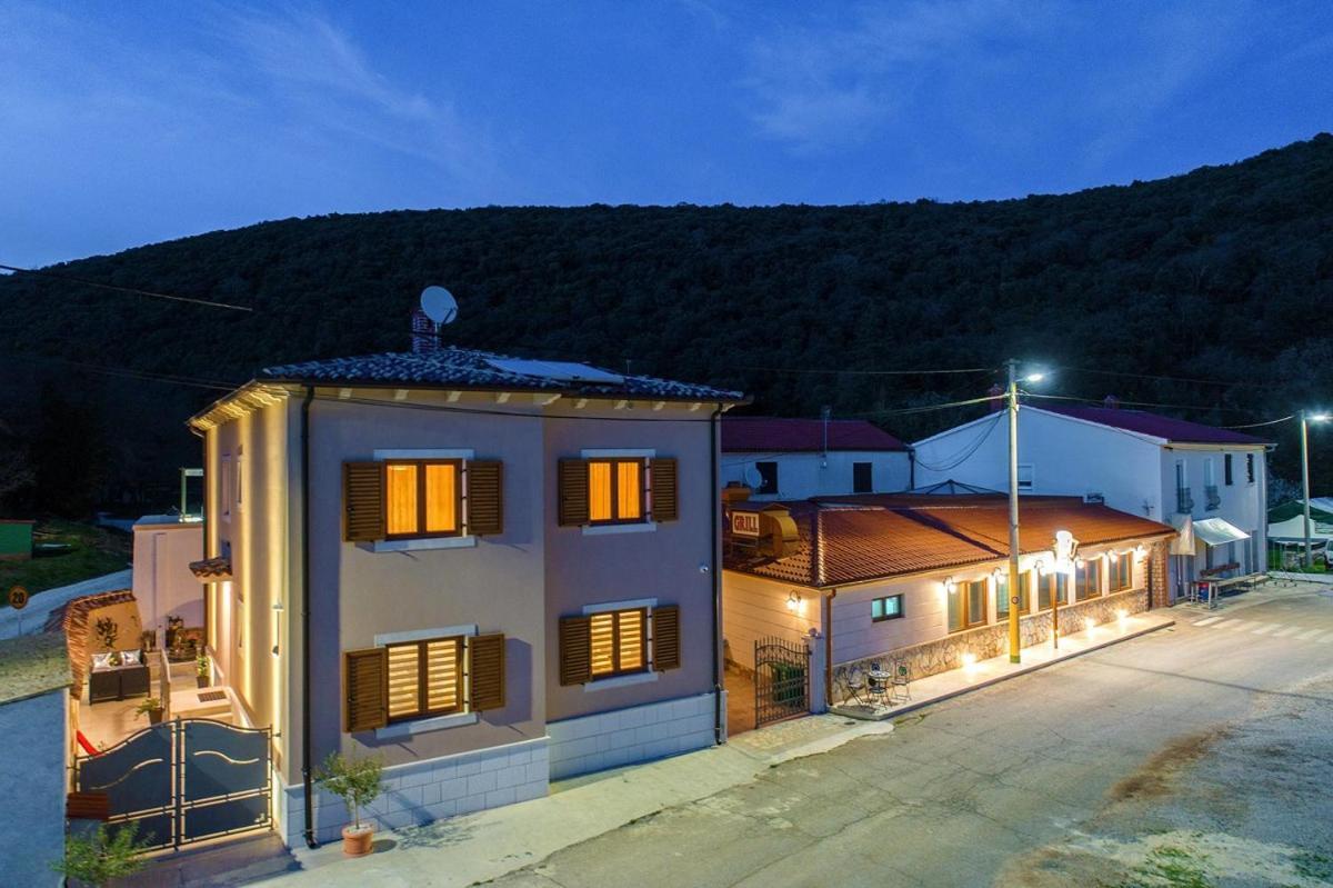 Villa Porto กรินิตซา ภายนอก รูปภาพ